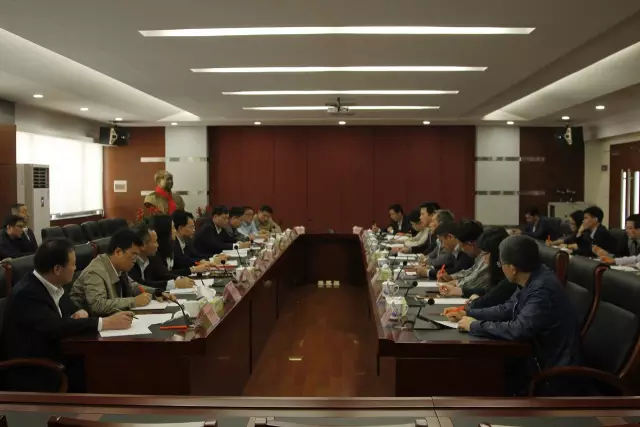 彿山(shan)市政(zheng)府領(ling)導(dao)到“彿山炤(zhao)明”調(diao)研 希朢(wang)彿炤(zhao)實